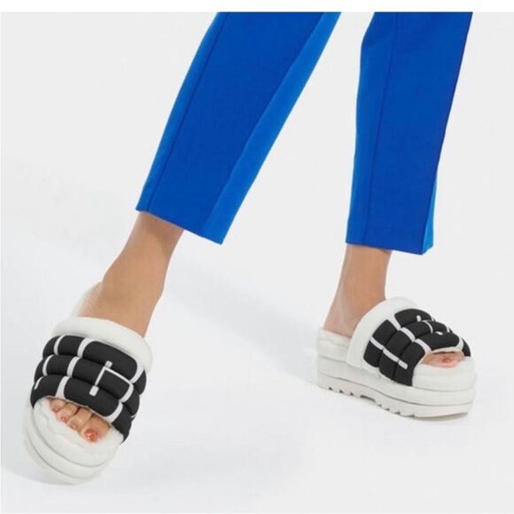UGG Shoes - NWT Ugg maxi slide logo quilted puff platform slipper sandals white black retro